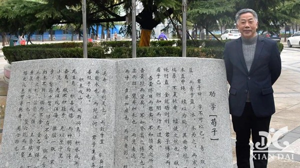 正在上傳...