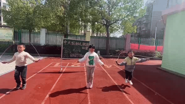 微信圖片_20220528102749.gif 微信圖片_20220528102749.gif